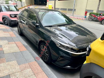 Xe Kia K3 Premium 2.0 AT 2022