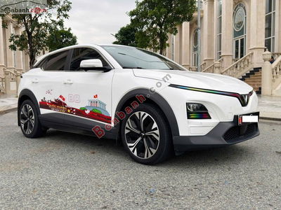 Xe VinFast VF6 Plus 2024