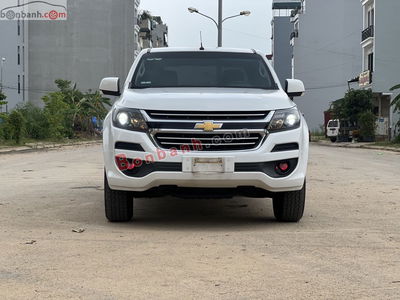 Xe Chevrolet Colorado LT 2.5L 4x4 MT 2018