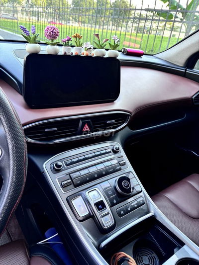 Hyundai Santa Fe 2023 2.5 Xăng Cao Cấp - 4000 km