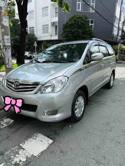 Toyota Innova 2010 V - 150000 km tu dong