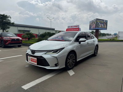 Toyota Corolla Altis 2022 1.8V - 100000 km