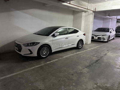 Hyundai Elantra 2018 1.6 AT - 50000 km
