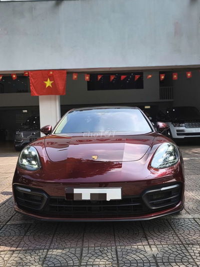 Porsche Panamera4 đỏ mận 2021
