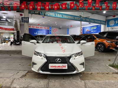 Xe Lexus ES 250 2017