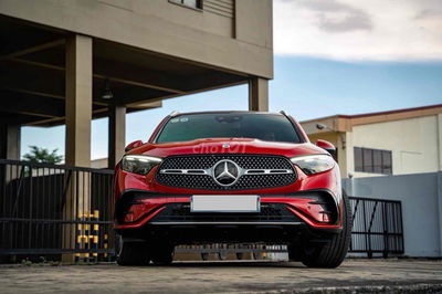 GLC300 4Matic All New - 9000 km - 2tỷ2 là LẤY