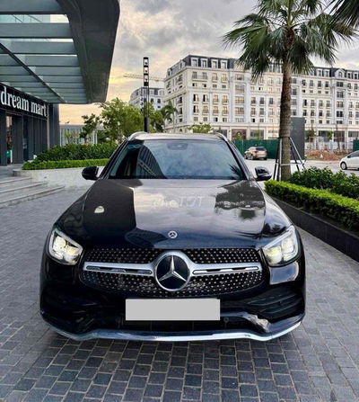 Mercedes Benz GLC 2021 300 4MATIC - 38000 km
