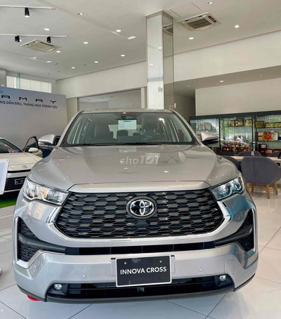 ✅Toyota Innova Cross 2025✅MỪNG SINH NHẬT 30 NĂM