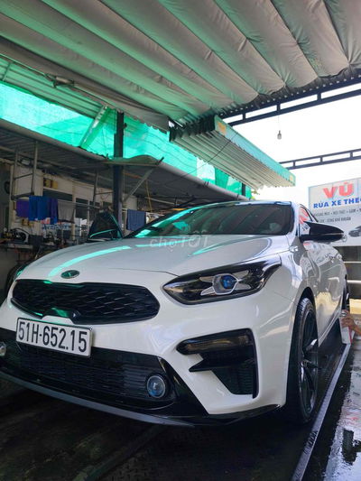 Kia Cerato 2019 2.0 AT Premium - 147000 km