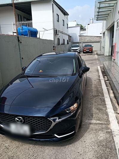 Mazda 3 2022 1.5L Luxury - 26700 km
