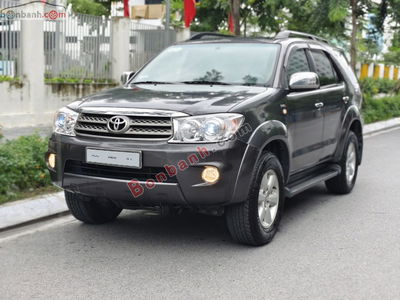 Xe Toyota Fortuner 2.5G 2010