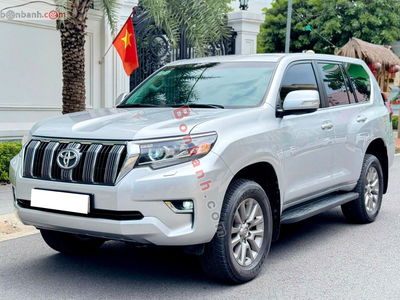 Xe Toyota Prado VX 2.7L 2020