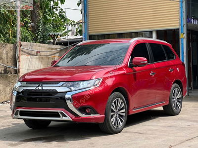 Xe Mitsubishi Outlander 2.0 CVT 2022