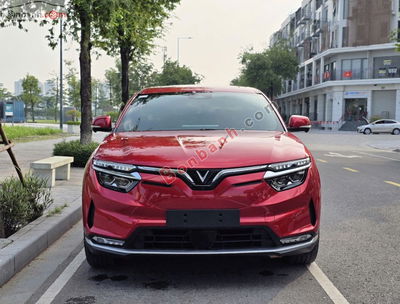 Xe VinFast VF8 Plus AWD 2024