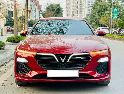 Xe VinFast Lux A 2.0 Base 2.0 AT 2021