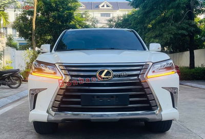 Xe Lexus LX 570 2016