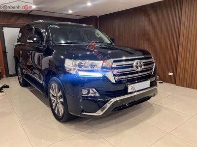 Xe Toyota Land Cruiser 4.6 V8 2020