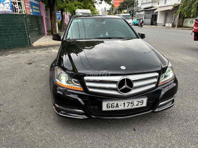 Mercedes Benz C Class 2012 C200 - 90000 km