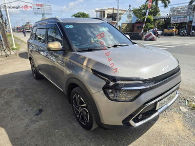 Xe Kia Carens 1.5G Luxury 2023