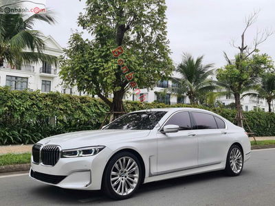 Xe BMW 7 Series 740Li 2018