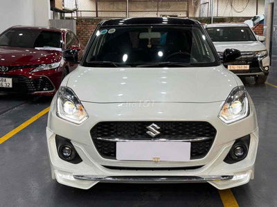 Suzuki Swift 2022 - 8000 km Đồ Chơi Full