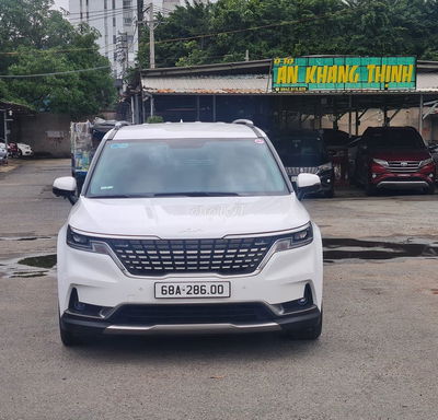 KIA CARNIVAL 2022 PREMIUM 8 CHỖ, MÁY DẦU.
