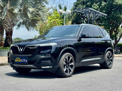 VinFast Lux SA Premium 2021 - Màu đen - 5v5km