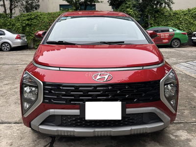 Hyundai Stargazer Đặc biệt 2022 7 chỗ đỏ
