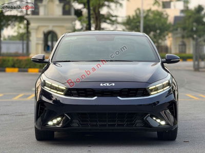Xe Kia K3 Premium 1.6 AT 2022