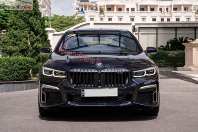 Xe BMW 7 Series 730Li M Sport 2020
