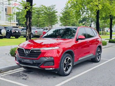 Xe VinFast Lux SA 2.0 Base 2.0 AT 2020