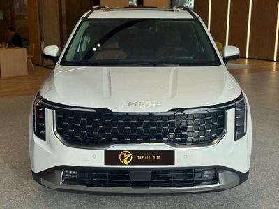 KIA CARNIVAL SIGNATURE VIN 2025 CHƯA LĂN BÁNH