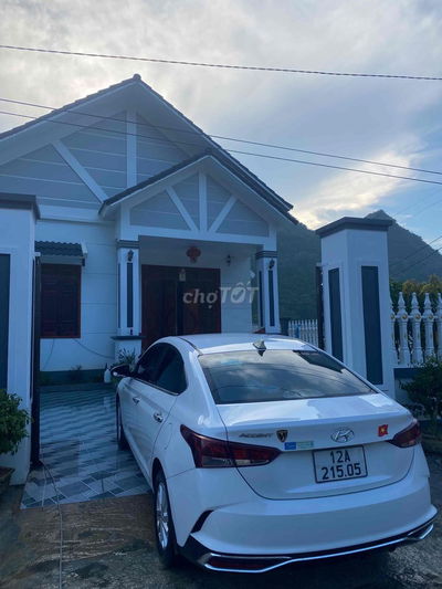 Hyundai Accent 2021 1.4 MT Tiêu Chuẩn - 100000 km