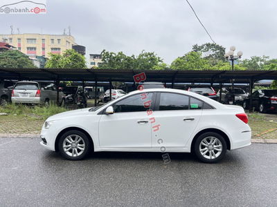 Xe Chevrolet Cruze LT 1.6L 2017