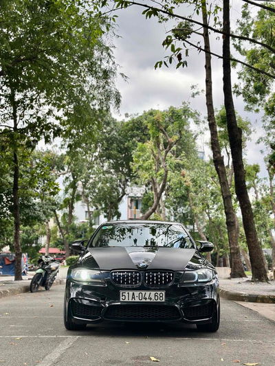 BMW 3 Series 2011 325i - chính chủ