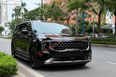 Xe Kia Carnival Signature 2.2D 2024