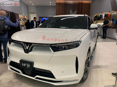 Xe VinFast VF9 Plus 2025