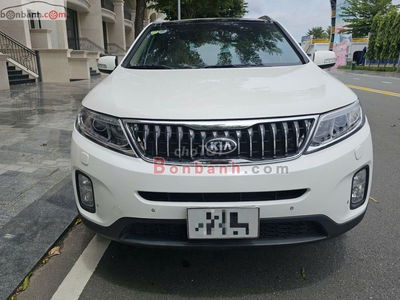 Kia Sorento 2.4 GAT Premium 2021 - 640 Triệu