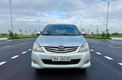 Toyota Innova 2008 G - 260000 km