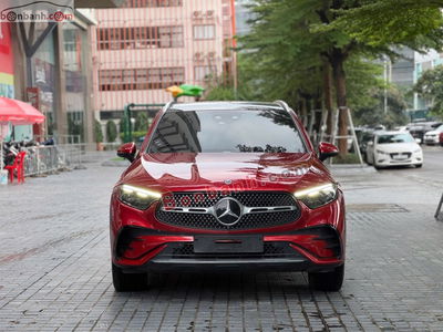 Xe Mercedes Benz GLC 300 4Matic 2023