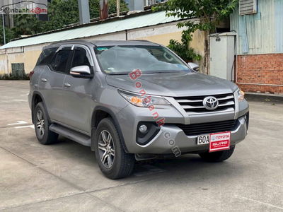 Xe Toyota Fortuner 2.4G 4x2 MT 2017