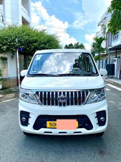 Xe tải van 945kg Tera V6 2S 2024 chạy lướt 650km