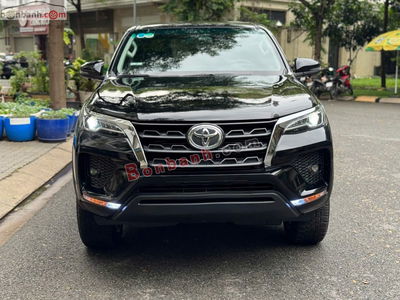 Xe Toyota Fortuner 2.4L 4x2 AT 2024