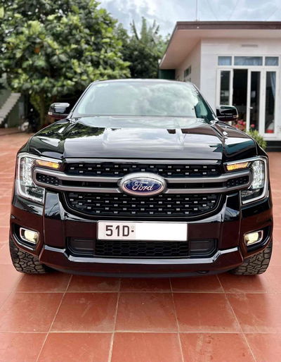 Ranger 2023 XLS 1 Cầu, 16000 km-Đồ chơi 80 triệu