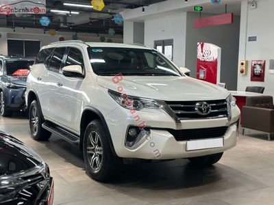 Xe Toyota Fortuner 2.7V 4x2 AT 2020