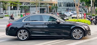 Mercedes C250 Exclusive, lăn bánh 2018