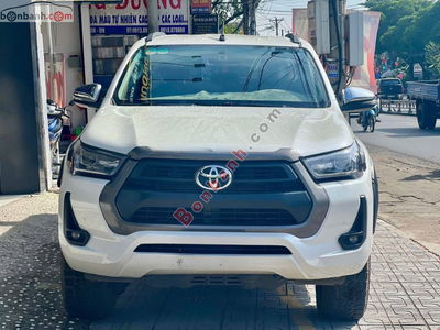 Xe Toyota Hilux 2.4L 4x2 AT 2021