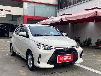 Toyota Wigo màu trắng AT 2024 đi 25000 km zin mới