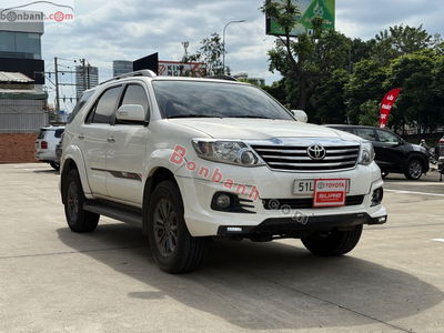 Xe Toyota Fortuner TRD Sportivo 4x2 AT 2016