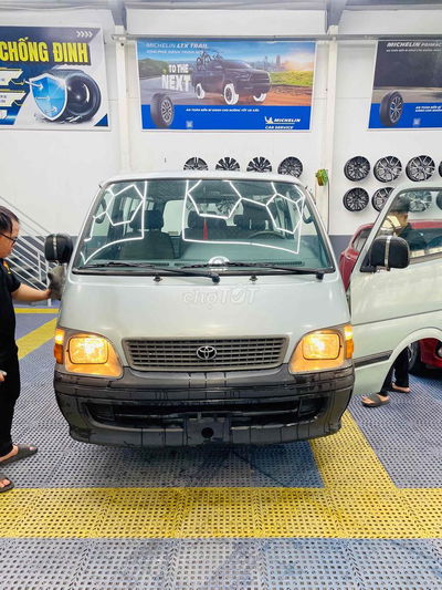 Toyota Hiace 2004 16 chỗ - odo zin 52.000